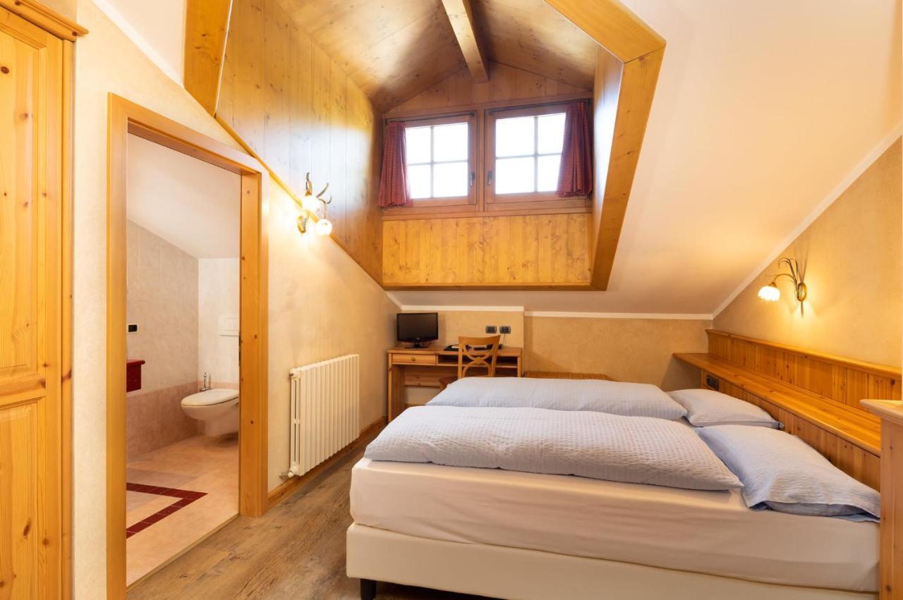 Hotel La Pastorella Livigno Exterior photo