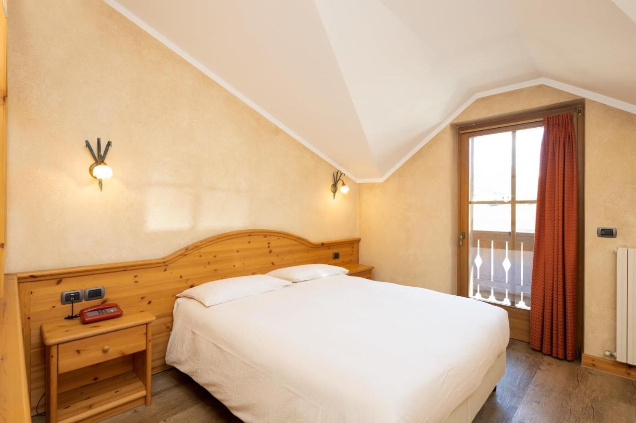 Hotel La Pastorella Livigno Exterior photo