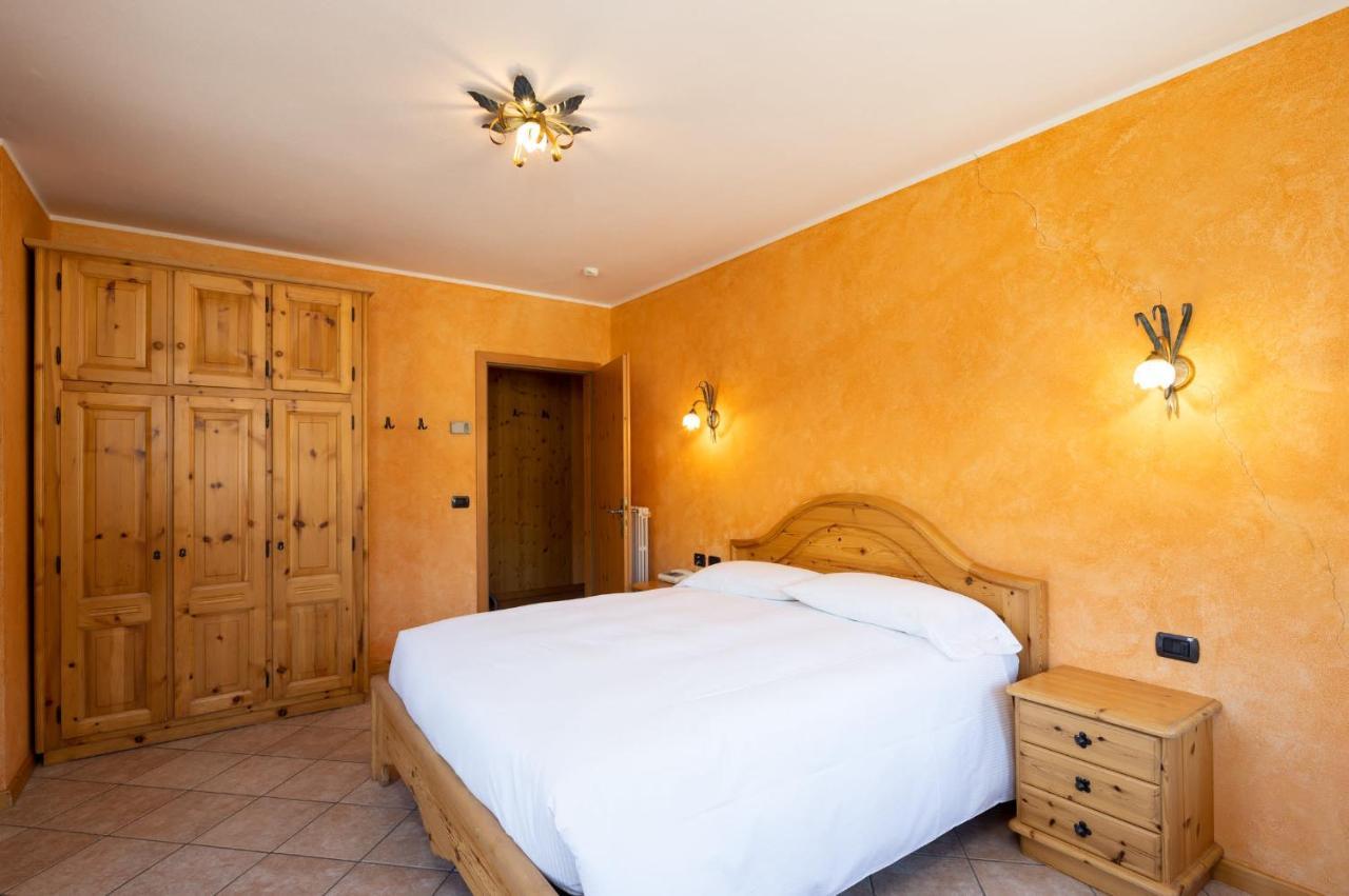 Hotel La Pastorella Livigno Exterior photo