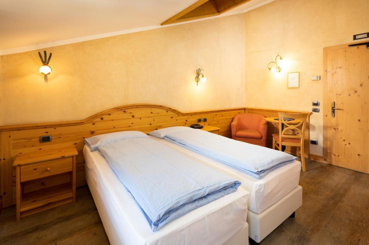 Hotel La Pastorella Livigno Exterior photo