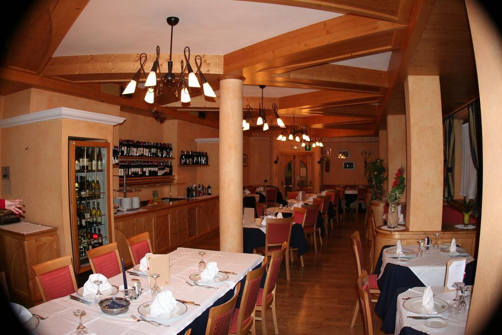 Hotel La Pastorella Livigno Exterior photo
