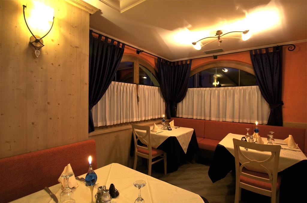 Hotel La Pastorella Livigno Exterior photo