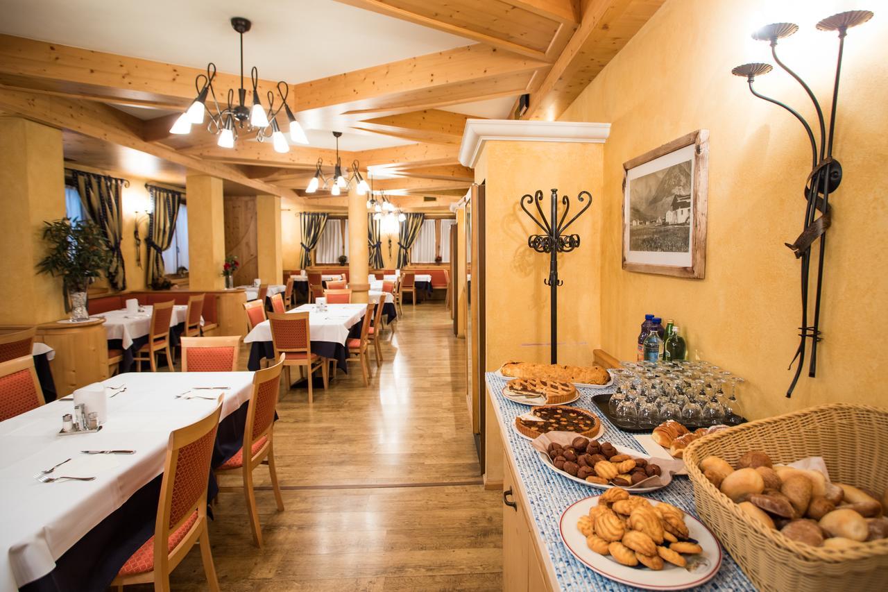 Hotel La Pastorella Livigno Exterior photo
